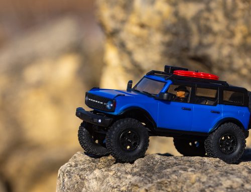 Just unboxing my SCX24 Bronco from Axial & first ride