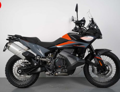 KTM 890 ADVENTURE 2023 Unboxing by FanMoto